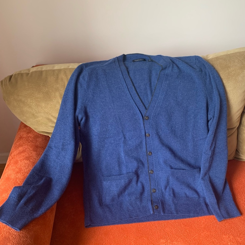 Men’s SaksFifth Ave Cashmere sweater, size L, new